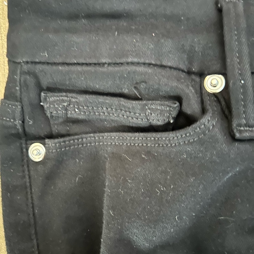 Good American Good Legs Crop Black Jeans Sz 4/27 - Picture 5 of 6